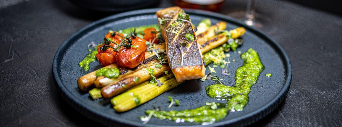 Delicioso salmón bajo en carbohidratos – listo en solo 10 minutos
